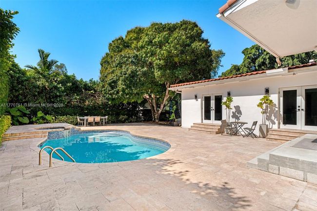 5601 San Vicente St, House other with 4 bedrooms, 5 bathrooms and null parking in Coral Gables FL | Image 24