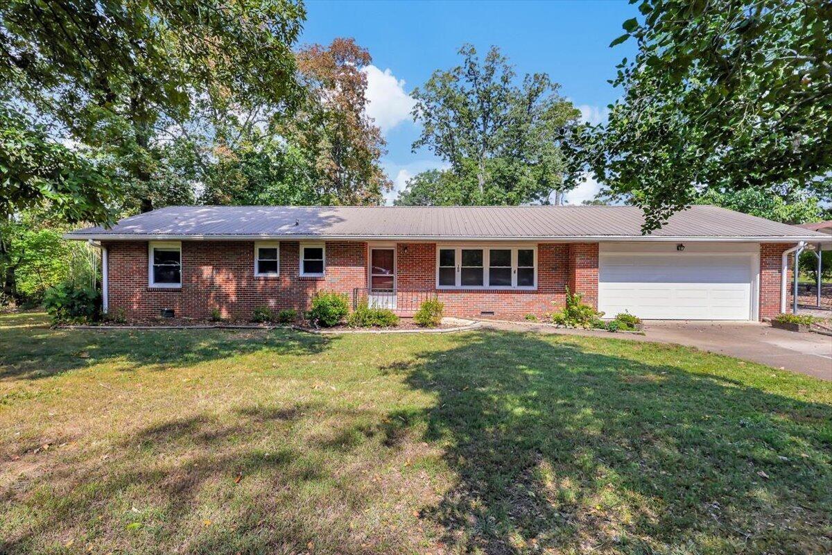 Pinehurst Ln, Signal Mountain, TN 37377