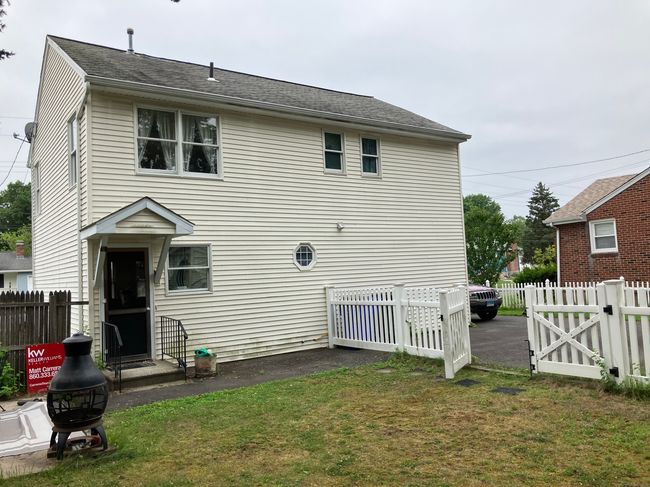 74 Brussels Ave, House other with 3 bedrooms, 2 bathrooms and 7 parking in Wethersfield CT | Image 4