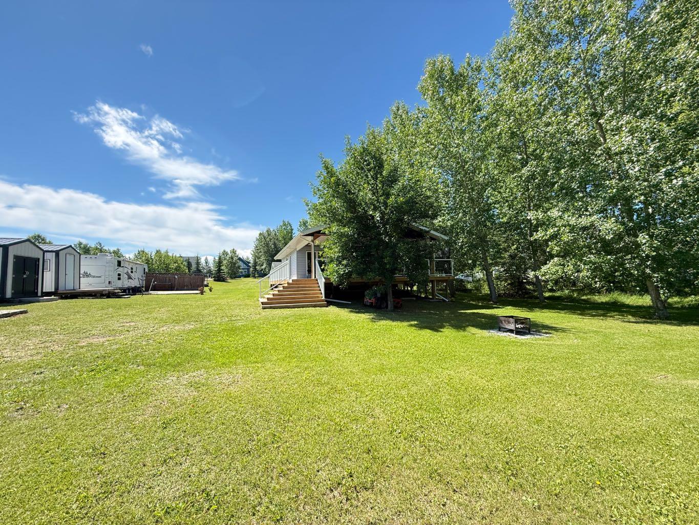 Residential in Lac Des Iles 2
