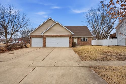 816 Ann St, Joliet, IL, 60435-3486 | Card Image