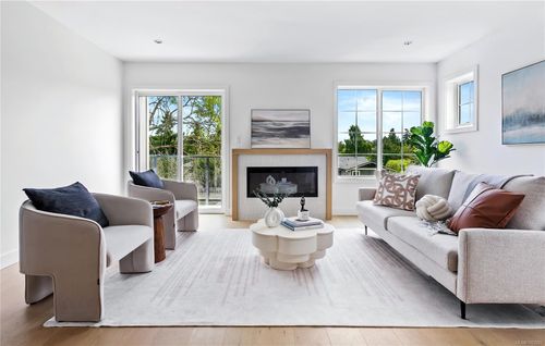 unit-4-3907 Cedar Hill Rd, Saanich, BC, V8P3Z8 | Card Image
