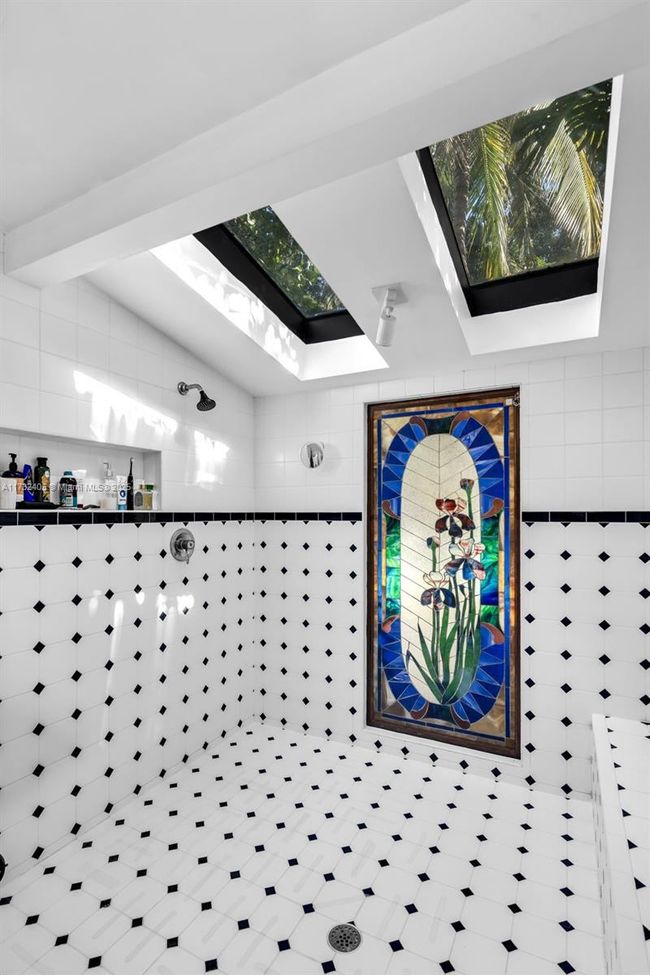 3613 Royal Palm Ave, House other with 4 bedrooms, 5 bathrooms and null parking in Miami FL | Image 22