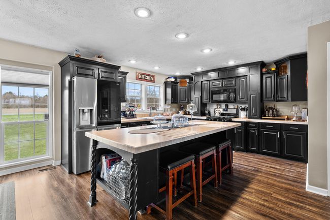 76 4 Th St, House other with 2 bedrooms, 2 bathrooms and null parking in Plainwell MI | Image 5