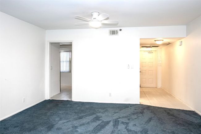 APT-306 - 4015 W Palm Aire Dr, Condo with 3 bedrooms, 3 bathrooms and null parking in Pompano Beach FL | Image 6