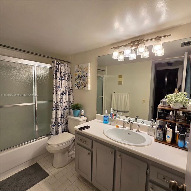 APT-306 - 7050 44 Th St, Condo with 2 bedrooms, 2 bathrooms and null parking in Lauderhill FL | Image 15