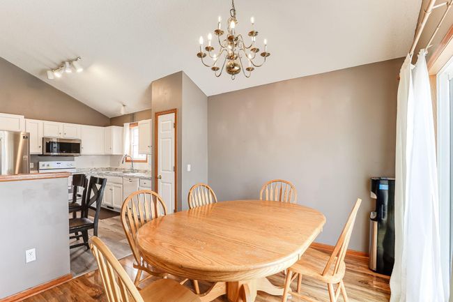 7-web-or-mls-1540-Yorkshire-Ln-07.jpg | Image 7