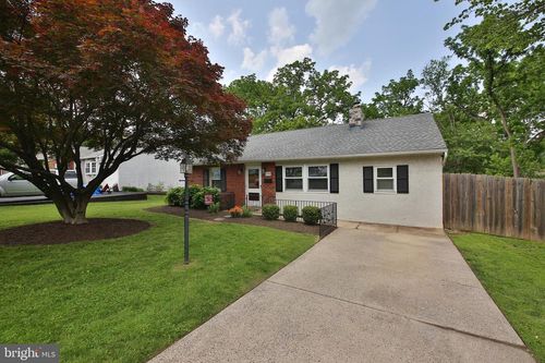 379 Windsor Ave, HATBORO, PA, 19040-4809 | Card Image