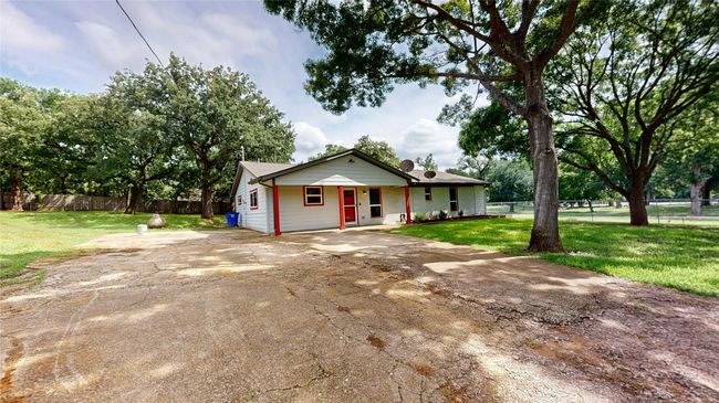 1615 Moody Ln, House other with 4 bedrooms, 2 bathrooms and null parking in Mansfield TX | Image 36