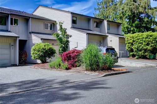 31-1 Lake Louise Dr, Bellingham, WA, 98229-2782 | Card Image