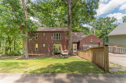 804 Evergreen Cir, Poca, WV, 25159-7540 | Card Image