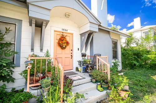 1606 W Mulberry Ave, San Antonio, TX, 78201-5023 | Card Image