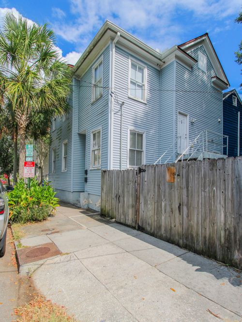 apt-b-3 Woolfe St, Charleston, SC, 29403-6697 | Card Image
