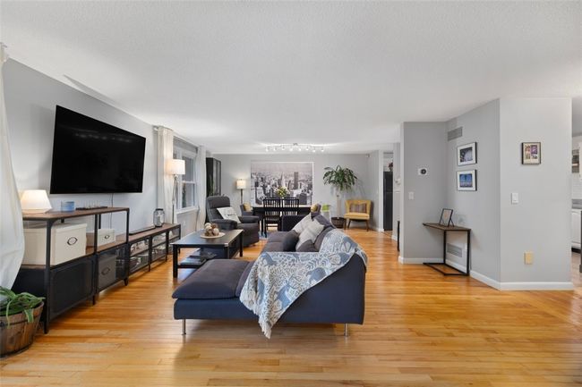 APT-9 - 5390 Post Rd, Condo with 2 bedrooms, 4 bathrooms and 2 parking in East Greenwich RI | Image 7