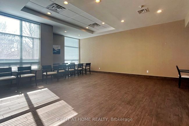 PH-201 - 1 Emerald Lane, Condo with 2 bedrooms, 2 bathrooms and null parking in Thornhill ON | Image 38