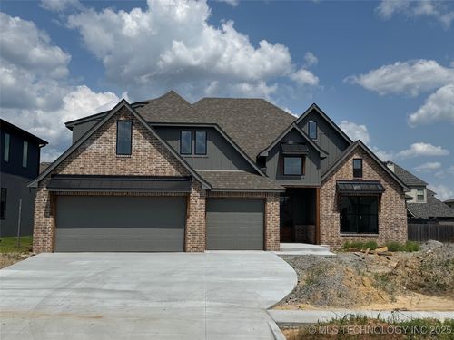 14533 S College Ave, Bixby, OK, 74008-5190 | Card Image