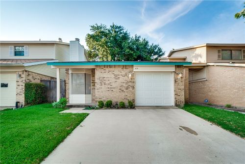 419 San Mateo Dr, Garland, TX, 75043-3553 | Card Image
