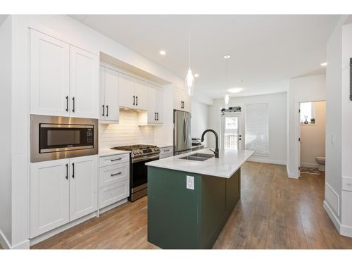 19-21688 52 Ave, Langley, BC, V2Y4K9 | Card Image