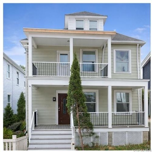 15 Forbus St, Poughkeepsie, NY, 12601-4601 | Card Image