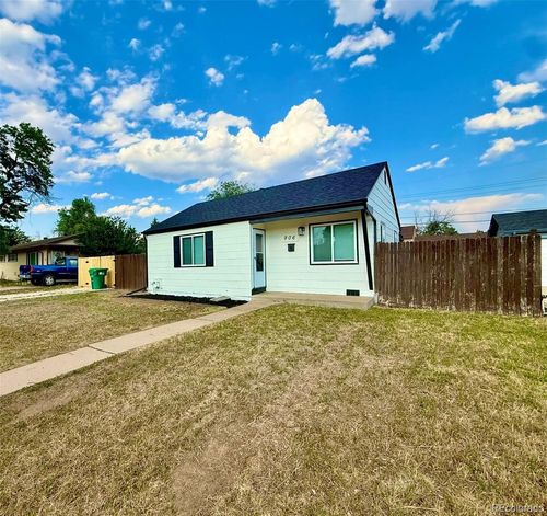 906 Nome St, Aurora, CO, 80010-4172 | Card Image