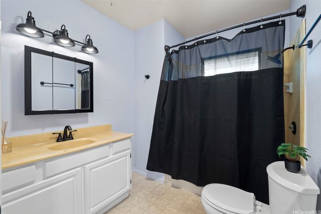 B - 44-279 Kaneohe Bay Dr, House other with 4 bedrooms, 3 bathrooms and 3 parking in Kaneohe HI | Image 17
