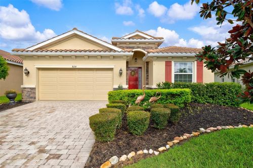 8214 Las Lilias Ct, SARASOTA, FL, 34243-6700 | Card Image