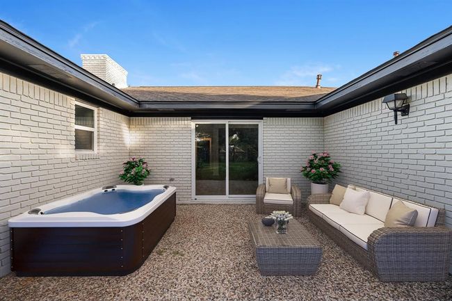 213 Westview Dr, House other with 4 bedrooms, 3 bathrooms and 3 parking in Sealy TX | Image 33