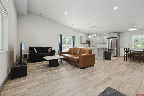 673 Mesa Dr, Bayfield, CO, 81122-9449 | Card Image