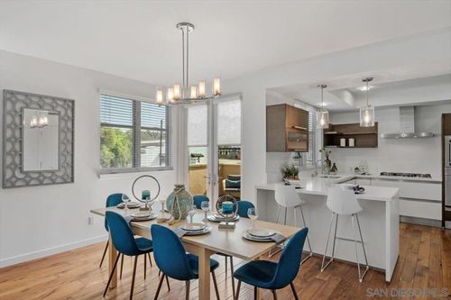 104-215 2nd St, Encinitas, CA, 92024-3203 | Card Image