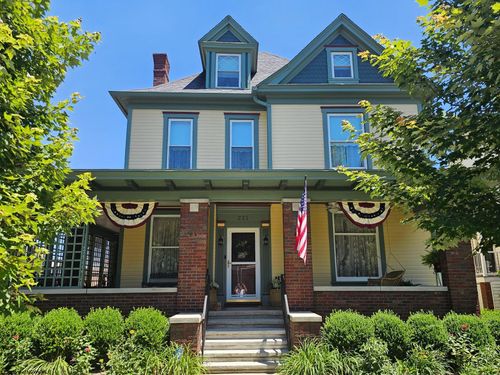 227 Carr Ave, Clarksburg, WV, 26301-3105 | Card Image