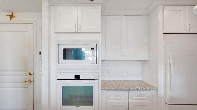 Kitchen | Image 11