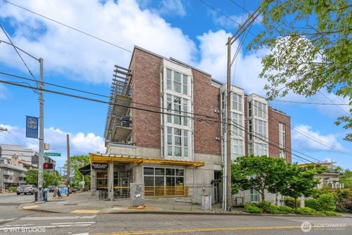 unit-204-125 E Lynn St, Seattle, WA, 98102-3291 | Card Image