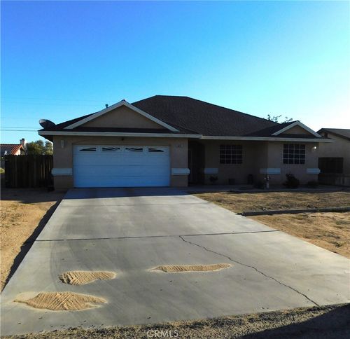9413 Karen Ave, California City, CA, 93505-1226 | Card Image
