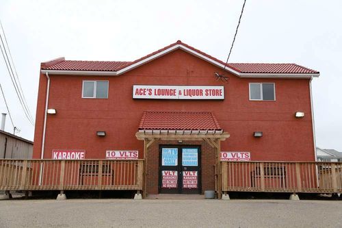 {{alt}} | Card Image