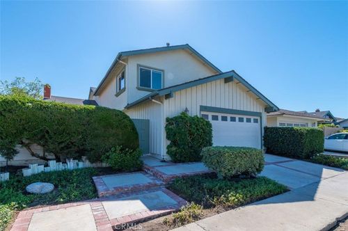 30 Gillman St, Irvine, CA, 92612-2703 | Card Image