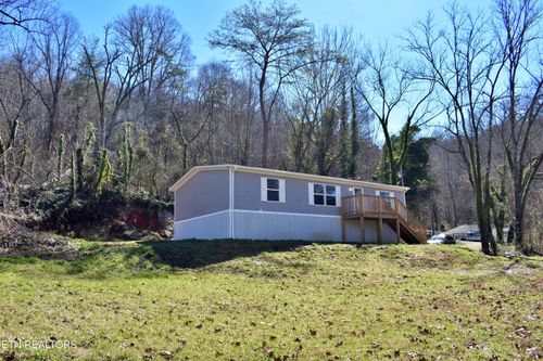 736 Mahoney Rd, Oliver Springs, TN, 37840-2636 | Card Image