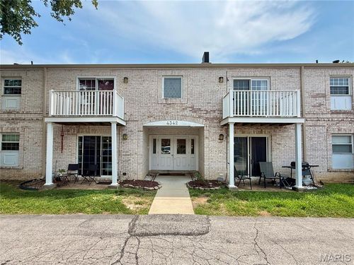 g-4342 Forest De Ville Dr, Saint Louis, MO, 63129-1833 | Card Image