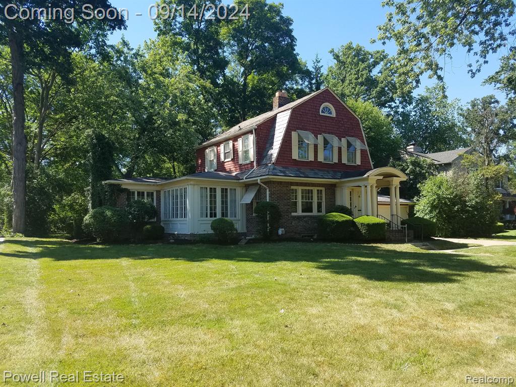 Vinsetta Blvd, Royal Oak, MI 48067 #1