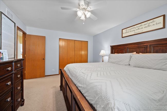 414 Bobcat Ct, House other with 3 bedrooms, 2 bathrooms and 2 parking in Oswego IL | Image 20