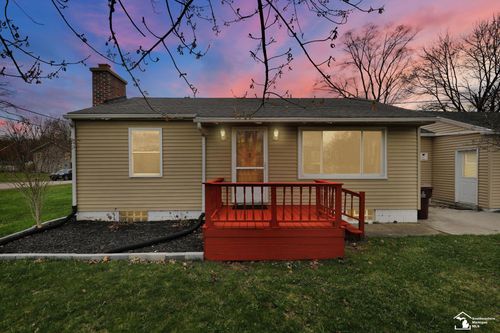 695 N Cedar St, Mason, MI, 48854 | Card Image