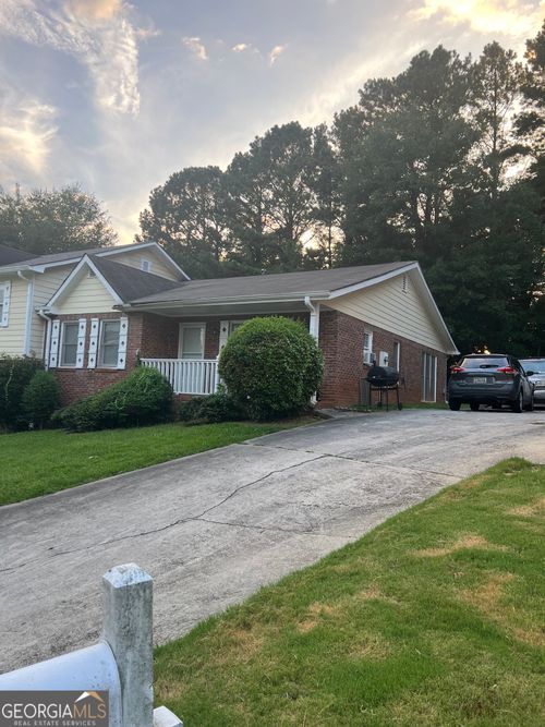 4917 Autumn Cir, Stone Mountain, GA, 30088-1940 | Card Image