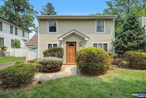 86 Hazelton Ter, Tenafly, NJ, 07670-1508 | Card Image