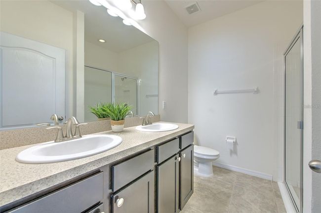32829 Woodthrush Way, House other with 3 bedrooms, 2 bathrooms and null parking in WESLEY CHAPEL FL | Image 11