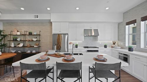 935 Walnut Terrace, Montebello, CA, 90640 | Card Image