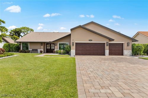 9938 Ortega Ln, BONITA SPRINGS, FL, 34135-6833 | Card Image