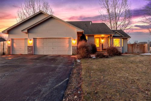 2200 Bridgewater Blvd S, Cambridge, MN, 55008-2551 | Card Image