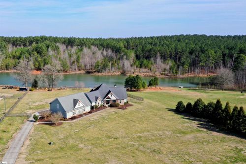 1536 Stewart Dairy Rd, Gray Court, SC, 29645-3340 | Card Image