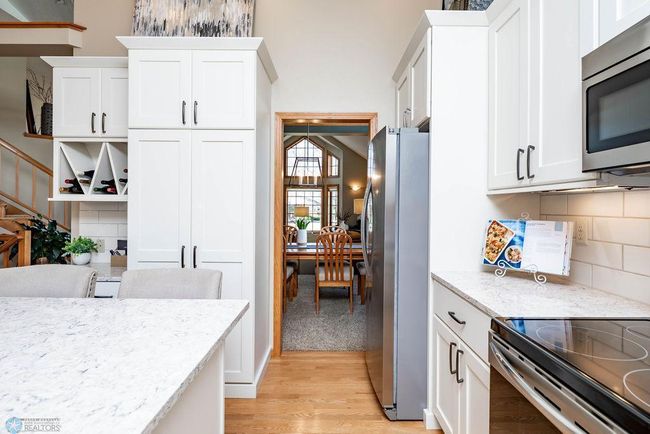 Custom Cabinets | Image 18