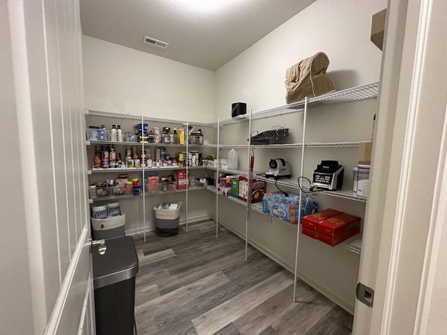 Kitchen Pantry | Image 17