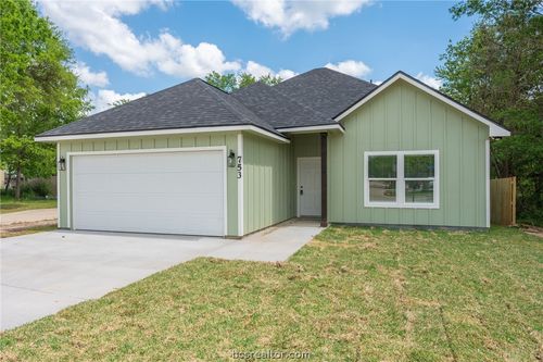 753 Bruin Trace, Bryan, TX, 77803 | Card Image